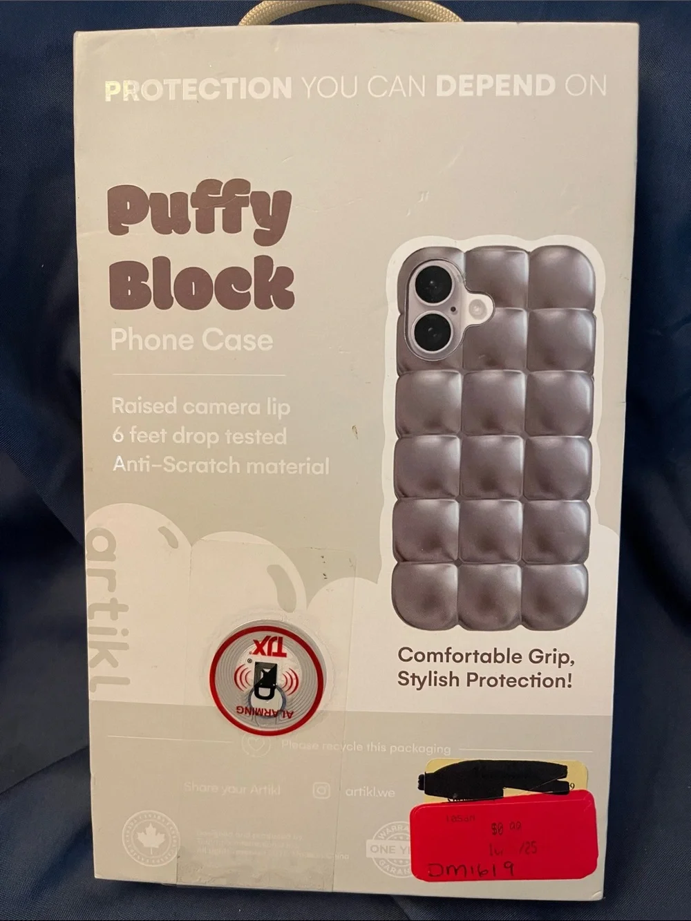 Artikl Puffy Block Bubble Case for iPhone 16 - Metallic Silver
